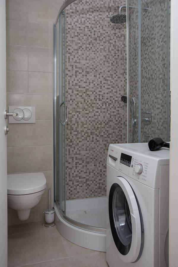 Koi Town Heart Apartment Budva